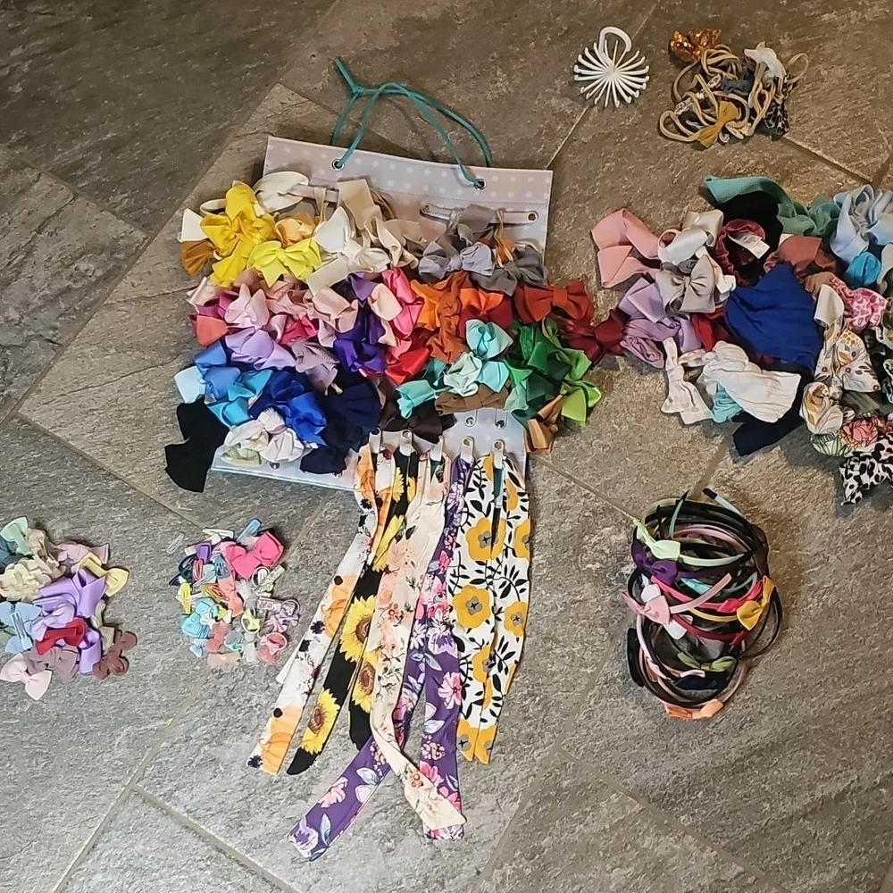 MANY! MANY! Infant Toddler Hair Bows/Clips With Bow Holder Wall Hanger